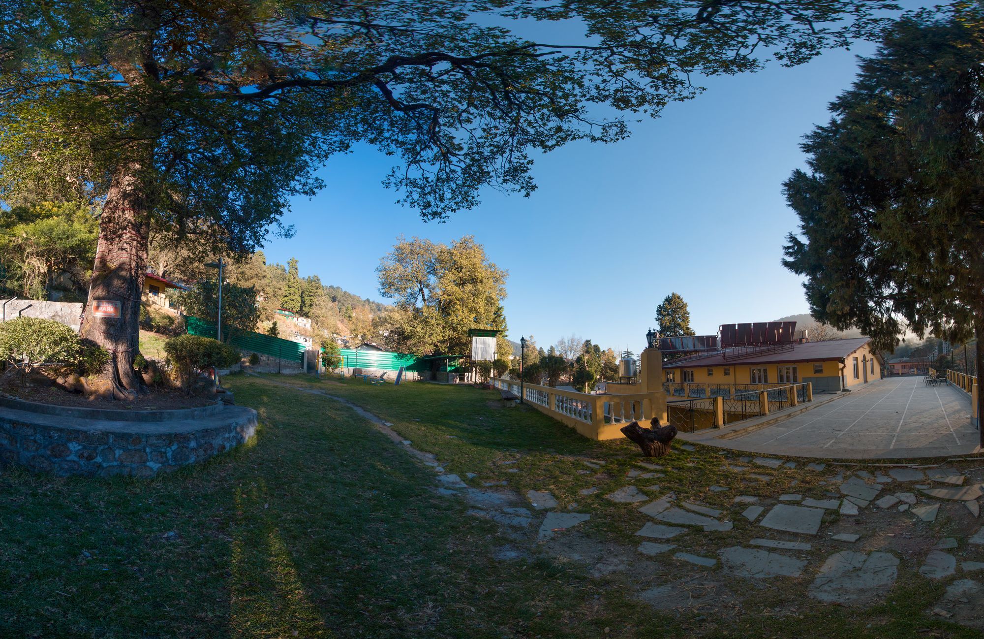 The Pavilion Найнитал Экстерьер фото